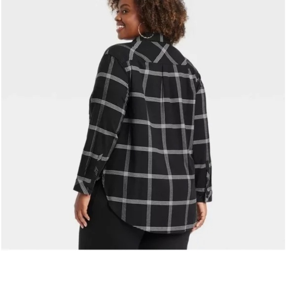 Ava Viv Black Plaid Top - Picture 2 of 5